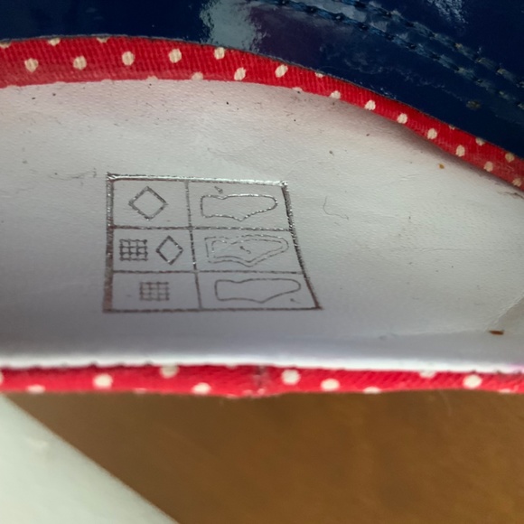 Never 2 Hot Red Polka Dot High Heel Shoes Size EU 39 / US 8.5 - Picture 5 of 8